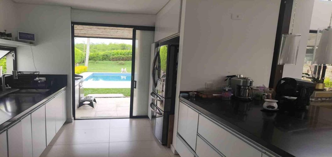 Casa de 5 alcobas en venta en El Caimo, Armenia, 302 m² · foto 3 de 24