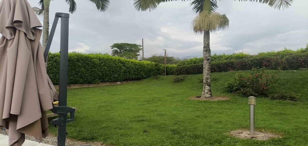 Casa de 5 alcobas en venta en El Caimo, Armenia, 302 m² · foto 16 de 24