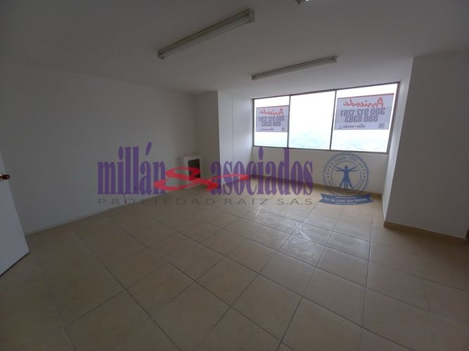 Oficina en arriendo en El Centro, Manizales, 42 m² · foto 24 de 24