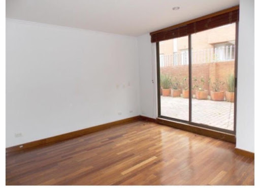 Apartamento en venta en Los Rosales, Bogotá · foto 4 de 10