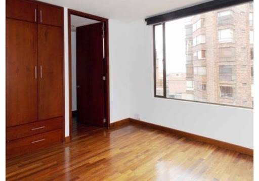 Apartamento en venta en Los Rosales, Bogotá · foto 5 de 10
