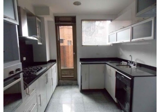 Apartamento en venta en Los Rosales, Bogotá · foto 9 de 10