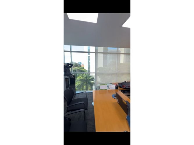 Oficina en arriendo en La Aguacatala, Medellín, 206 m² · foto 6 de 10