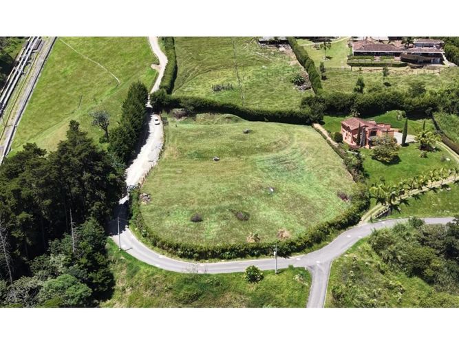Lote en venta en Las Palmas, Envigado, 4870 m² · foto 3 de 9