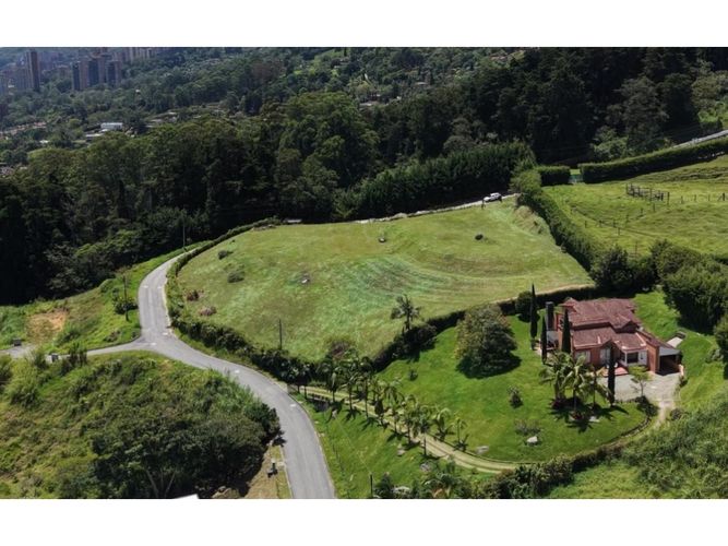 Lote en venta en Las Palmas, Envigado, 4870 m² · foto 4 de 9