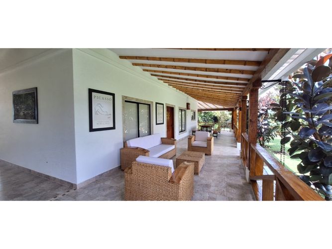 Finca en venta en Hojas Anchas, Armenia, 357 m² · foto 3 de 24
