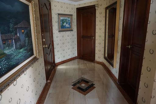Apartamento de 4 alcobas en venta en Chico Norte, Bogotá, 396 m² · foto 7 de 9