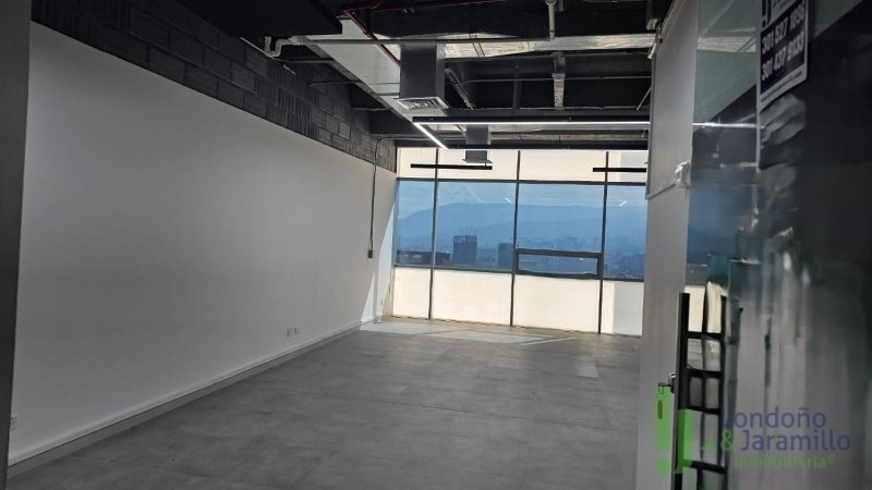 Oficina en Arriendo en Primavera, Envigado