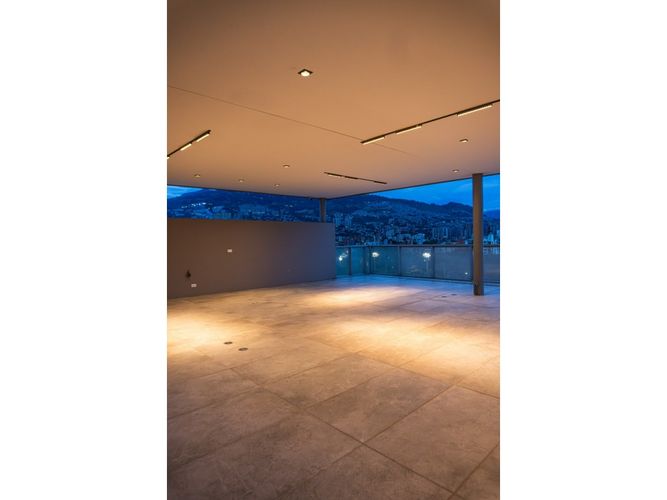 Oficina en arriendo en Laureles, Medellín, 270 m² · foto 24 de 24