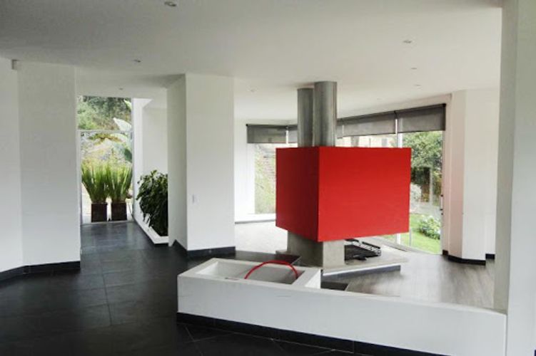 Casa de 4 alcobas en venta en Torca, Bogotá, 525 m² · foto 2 de 20