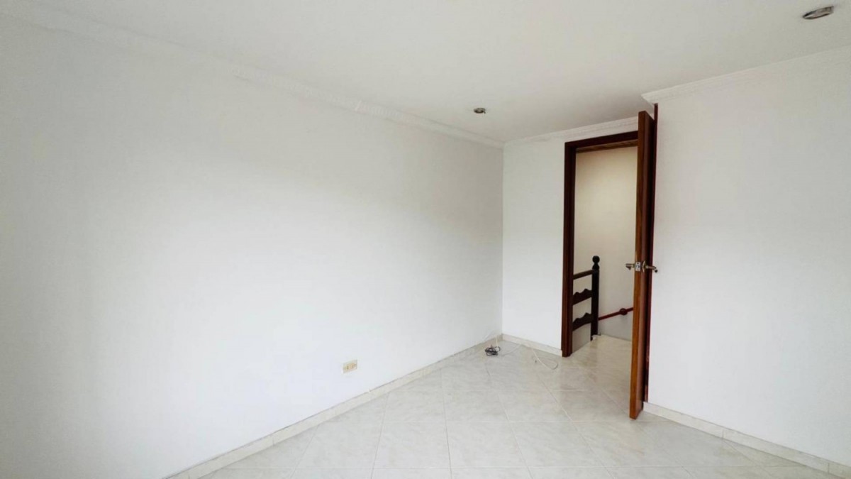Casa en venta en Plaza Imperial Centro Comercial, Bogotá · foto 11 de 24