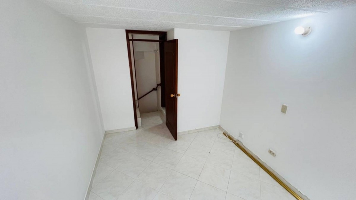 Casa en venta en Plaza Imperial Centro Comercial, Bogotá · foto 12 de 24