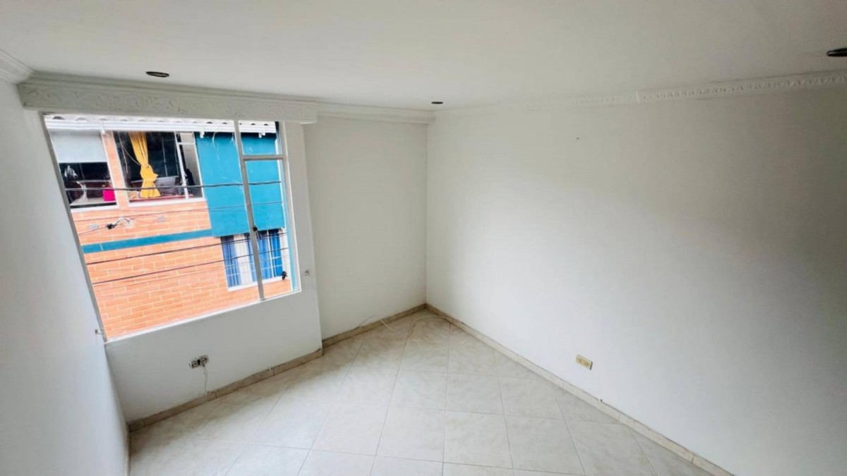 Casa en venta en Plaza Imperial Centro Comercial, Bogotá · foto 15 de 24