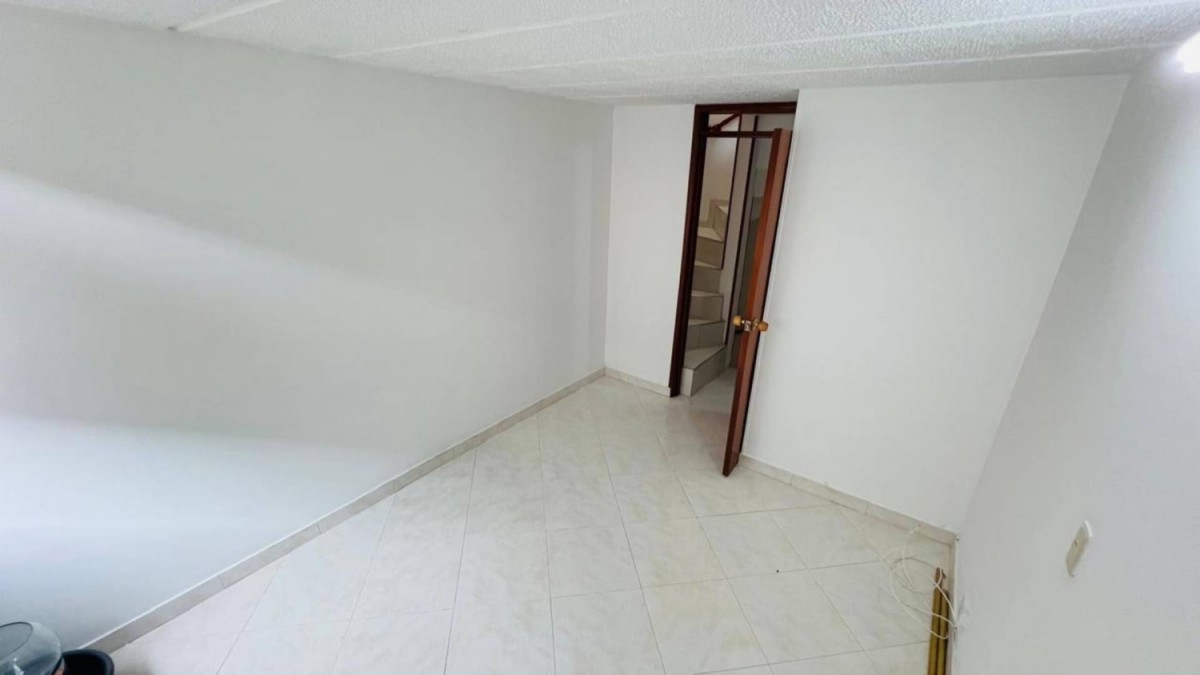 Casa en venta en Plaza Imperial Centro Comercial, Bogotá · foto 19 de 24