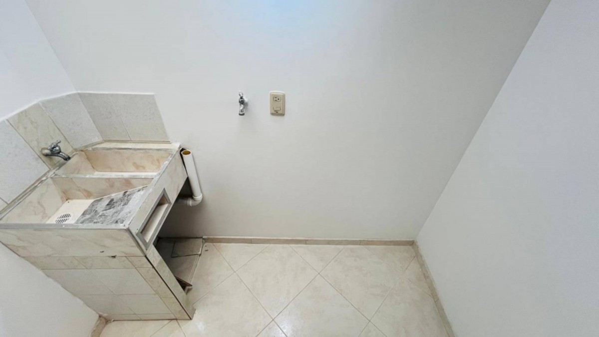 Casa en venta en Plaza Imperial Centro Comercial, Bogotá · foto 21 de 24