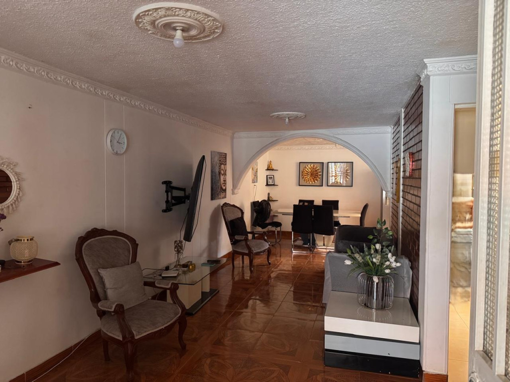 Casa en venta en El Bosque, Cúcuta · foto 3 de 24