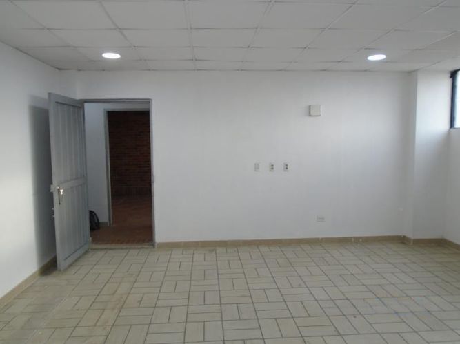 Local en venta en San Luis, Cúcuta, 473 m² · foto 11 de 24
