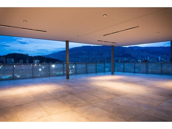 Oficina en arriendo en Laureles, Medellín, 240 m² · foto 20 de 22