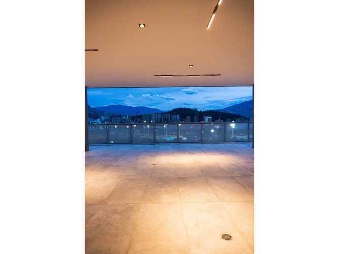 Oficina en arriendo en Laureles, Medellín, 240 m² · foto 22 de 22