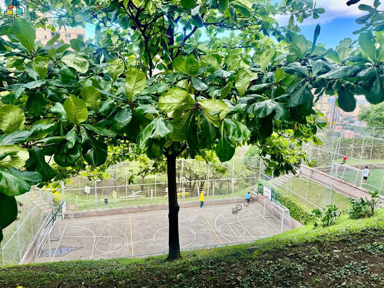 Apartamento en venta en Calasanz Parte Alta, Medellín · foto 23 de 24