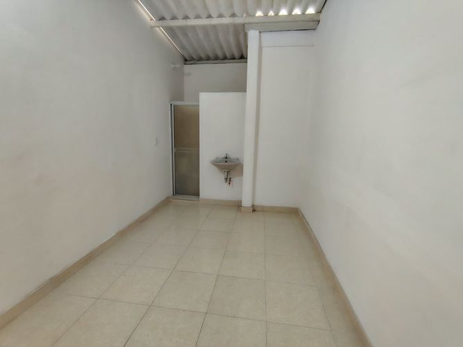 Local en arriendo en El Llano, Cúcuta, 30 m² · foto 2 de 4