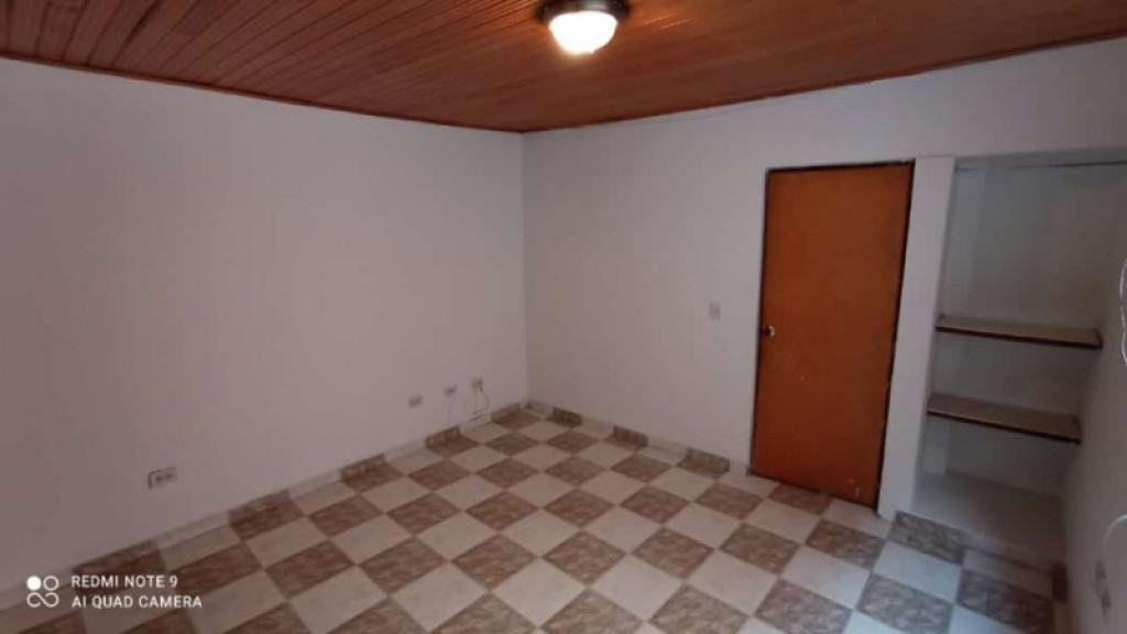 Casa en venta en Villa Amalia, Bogotá · foto 17 de 24