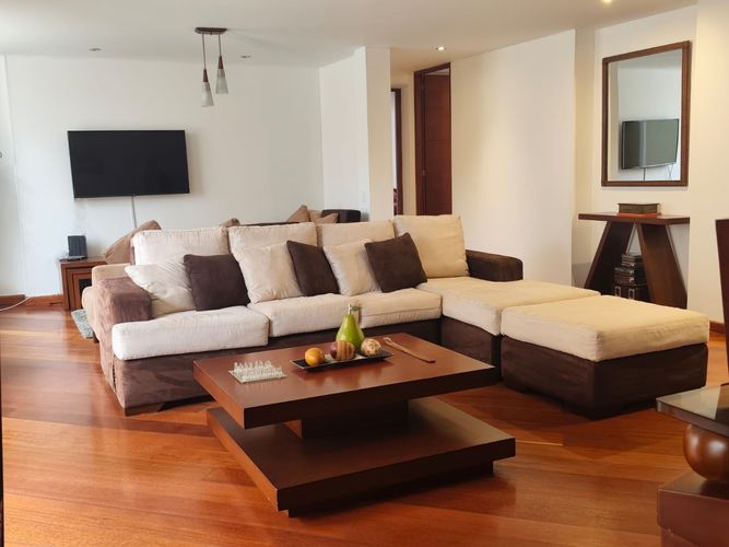 Apartamento de 3 alcobas en venta en La Calleja, Bogotá, 149 m² · foto 4 de 24
