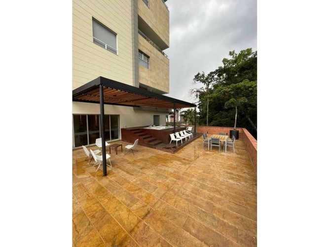 Apartamento de 4 alcobas en venta en El Tesoro, Medellín, 420 m² · foto 6 de 24
