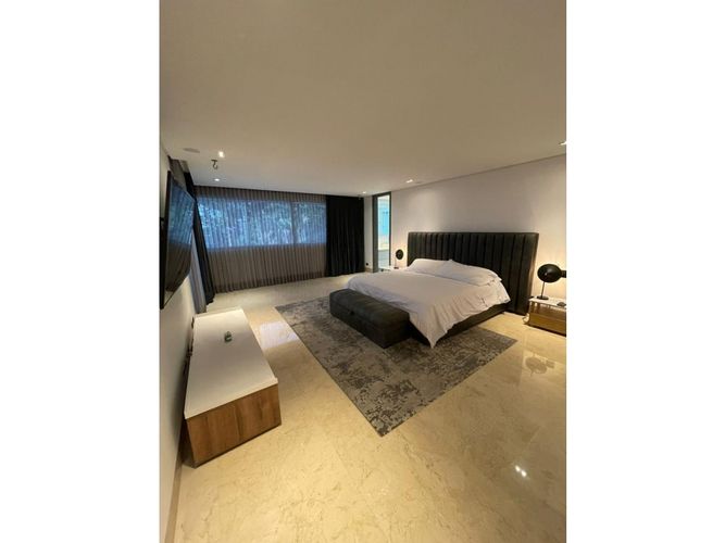 Apartamento de 4 alcobas en venta en El Tesoro, Medellín, 420 m² · foto 12 de 24