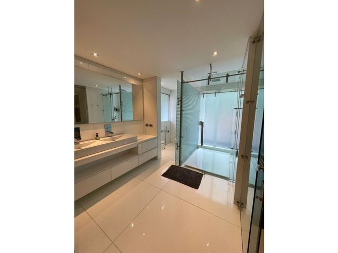 Apartamento de 4 alcobas en venta en El Tesoro, Medellín, 420 m² · foto 13 de 24