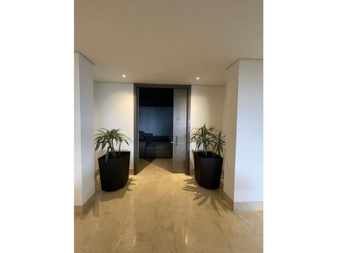 Apartamento de 4 alcobas en venta en El Tesoro, Medellín, 420 m² · foto 22 de 24