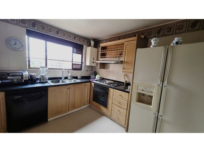 Apartamento de 3 alcobas en venta en Suba Urbano, Bogotá, 231 m² · foto 7 de 20