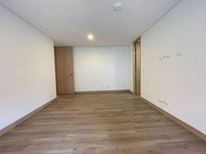 Apartamento de 4 alcobas en arriendo en Rionegro, 213 m² · foto 10 de 24