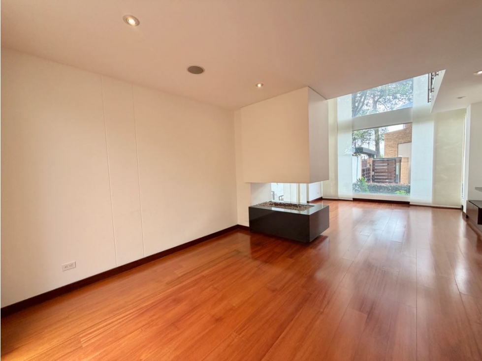 Casa en venta en Sotileza, Bogotá · foto 3 de 24