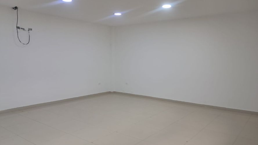 Bodega en arriendo en Villa San Pedro I, Barranquilla, 800 m² · foto 14 de 24