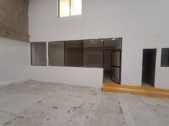 Bodega en arriendo en La Concepcion, Barranquilla, 780 m² · foto 12 de 24