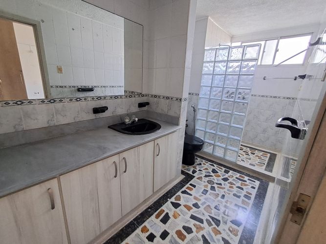 Apartamento de 3 alcobas en venta en Altos Del Prado, Barranquilla, 300 m² · foto 14 de 24