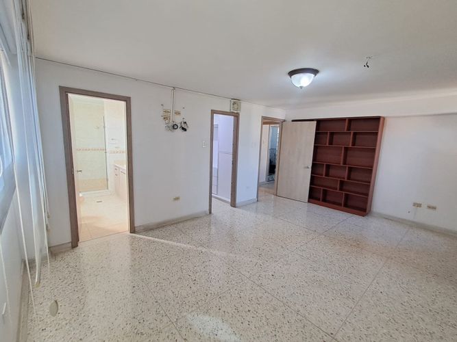 Apartamento de 3 alcobas en venta en Altos Del Prado, Barranquilla, 300 m² · foto 16 de 24