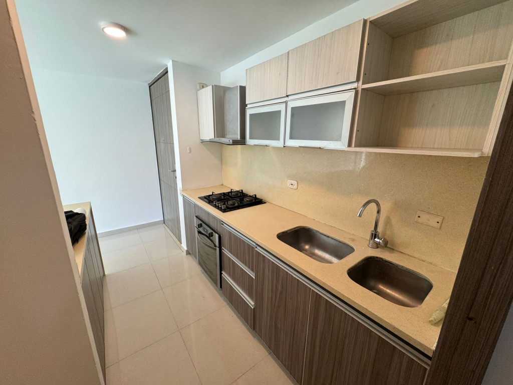 Departamento en alquiler con baja de precio en Villa carolina