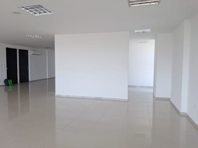 Oficina en arriendo en La Concepcion, Barranquilla, 215 m² · foto 8 de 22