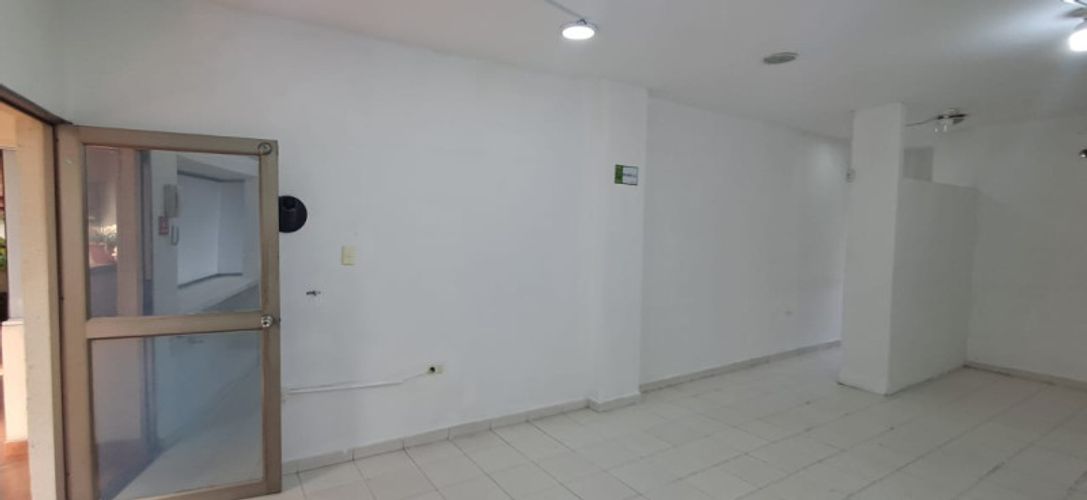 Local en arriendo en El Recreo, Barranquilla, 36 m² · foto 5 de 11
