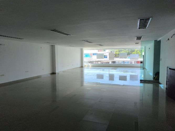 Edificio en arriendo en Alcibia, Cartagena, 480 m² · foto 2 de 11