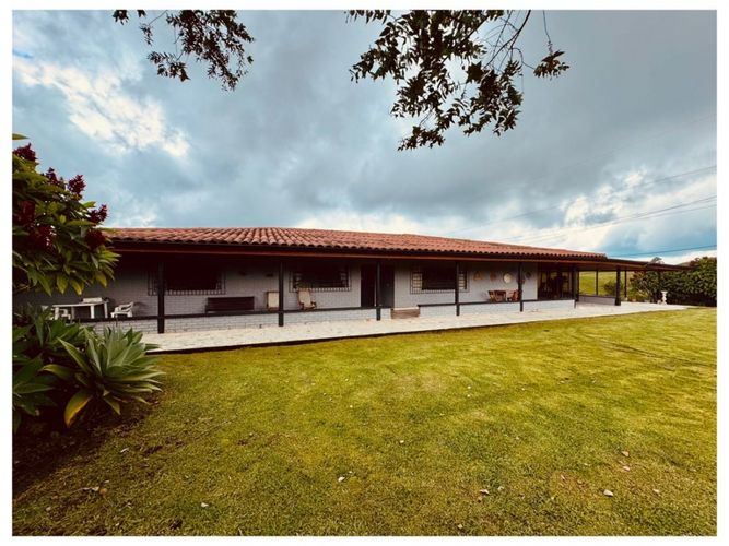 Finca en venta en Condina, Pereira, 1100 m² · foto 3 de 16