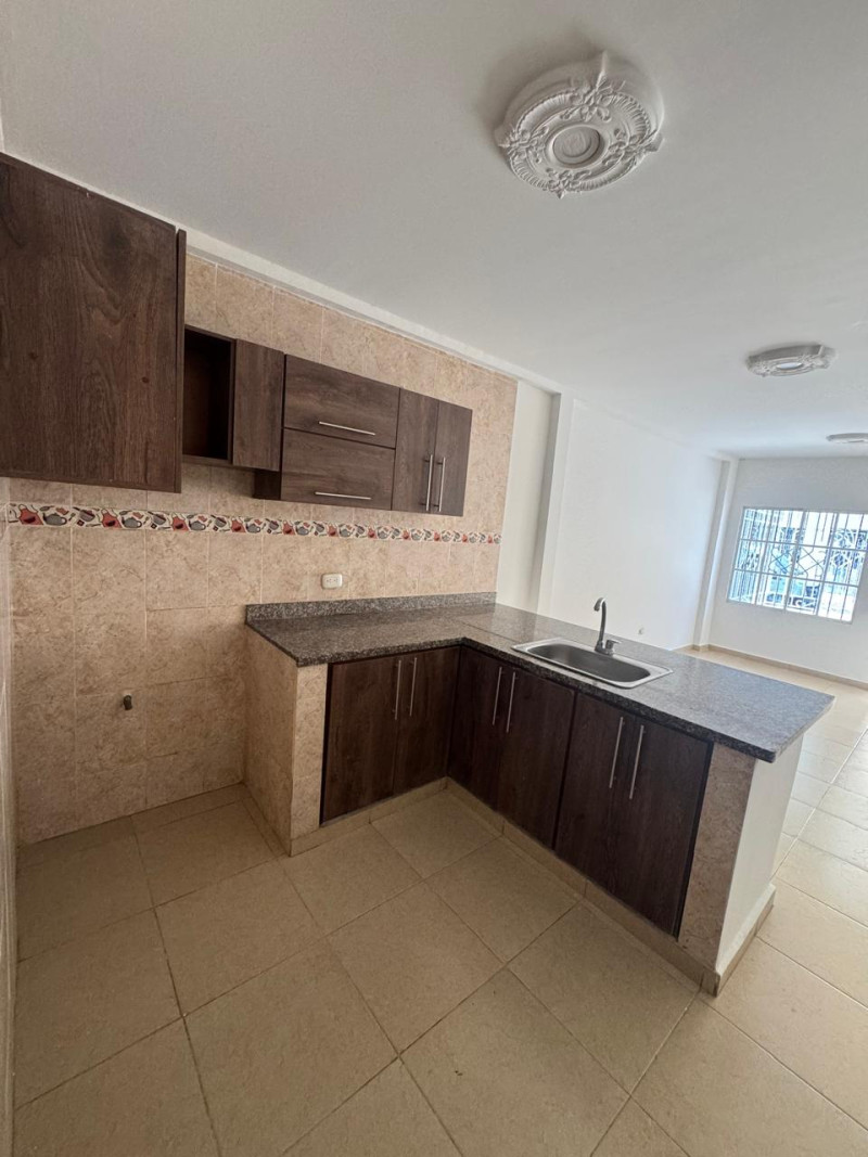 Apartamento en venta en El Carmen, Barranquilla · foto 4 de 17