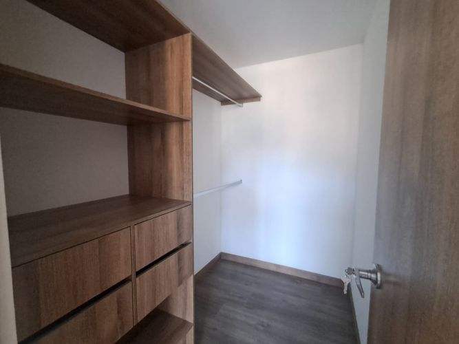 Apartamento en venta en Zona Industrial No. 1, Itagüí · foto 18 de 24