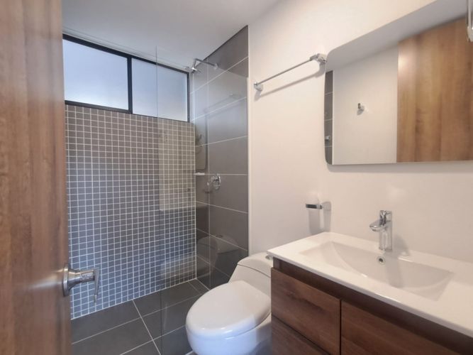 Apartamento en venta en Zona Industrial No. 1, Itagüí · foto 20 de 24