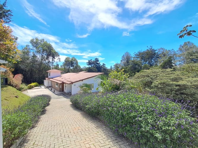 Casa de 3 alcobas en venta en El Carmen De Viboral, El Carmen de Viboral · foto 2 de 24