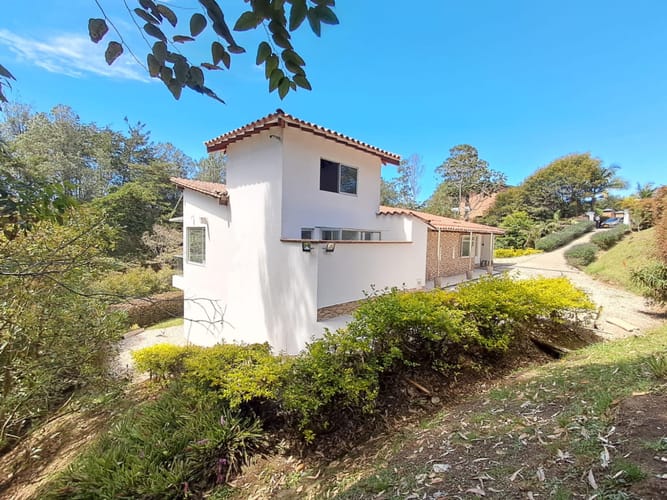 Casa de 3 alcobas en venta en El Carmen De Viboral, El Carmen de Viboral · foto 4 de 24