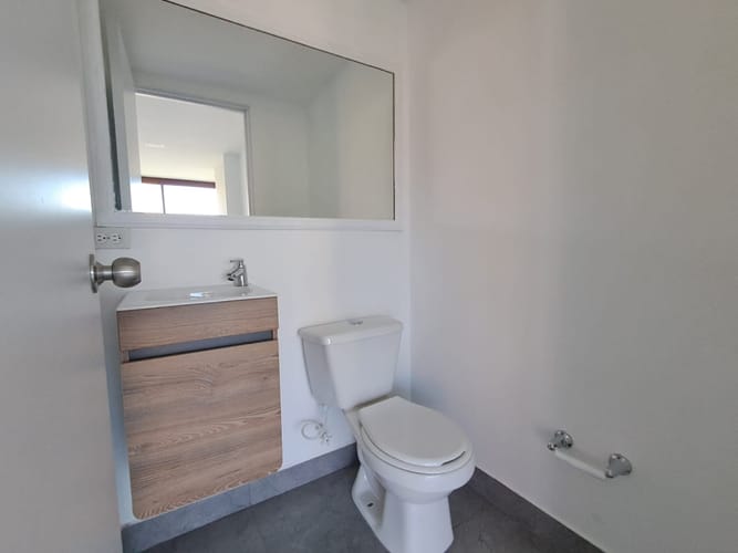Oficina en venta en La Aguacatala, Medellín, 40 m² · foto 6 de 6