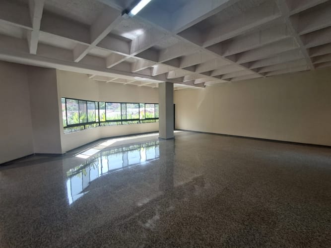 Oficina en arriendo en El Poblado, Medellín, 535 m² · foto 13 de 23